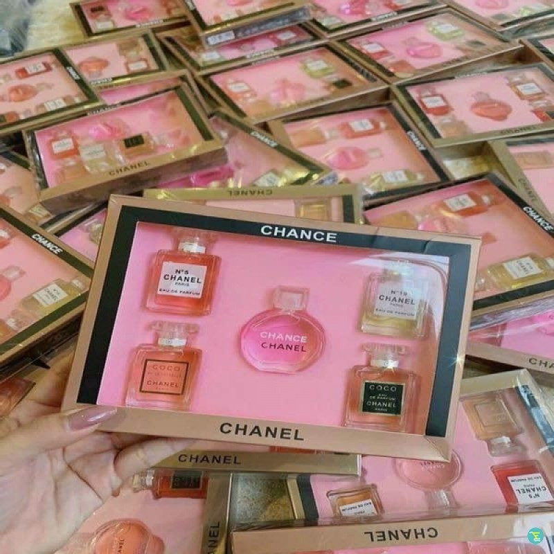 Chanel perfume